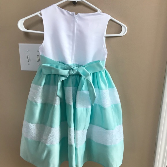 PRINCESS FAITH GIRLS DRESS SIZE 5 - Picture 3 of 6